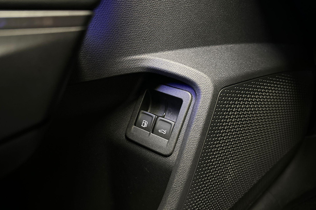 CUPRA Leon Sportstourer (JDP98G) met abonnement