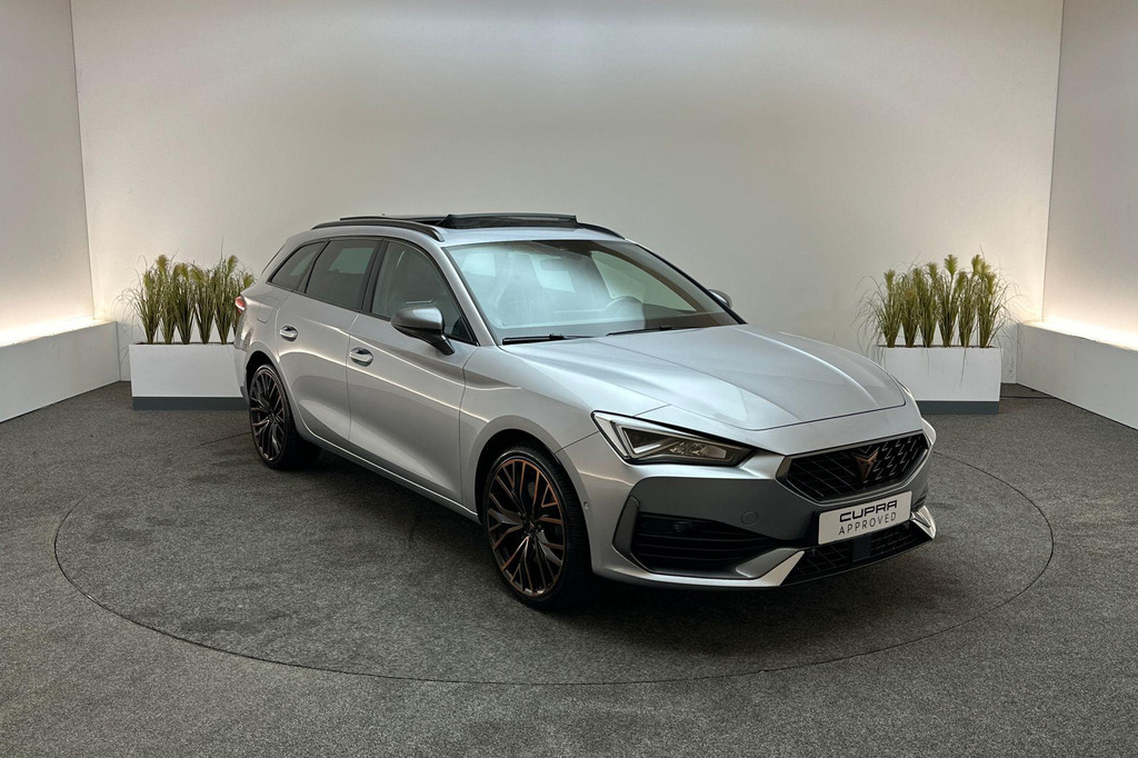 CUPRA Leon Sportstourer (JDP98G) met abonnement