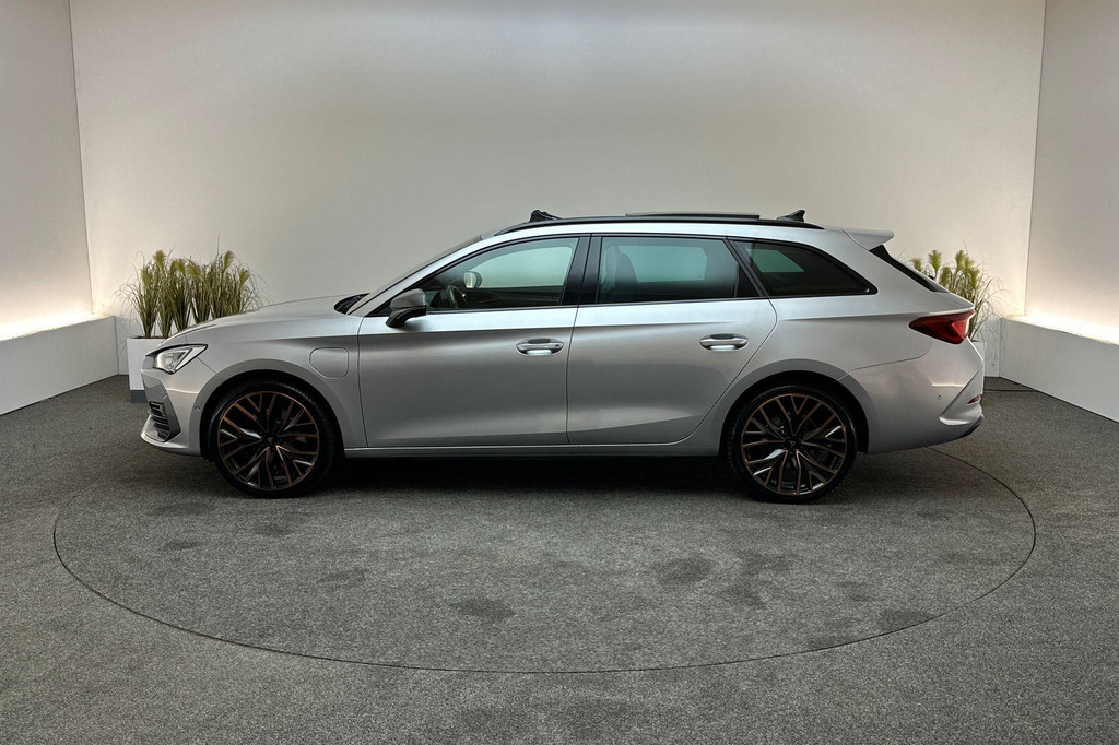 CUPRA Leon Sportstourer (JDP98G) met abonnement