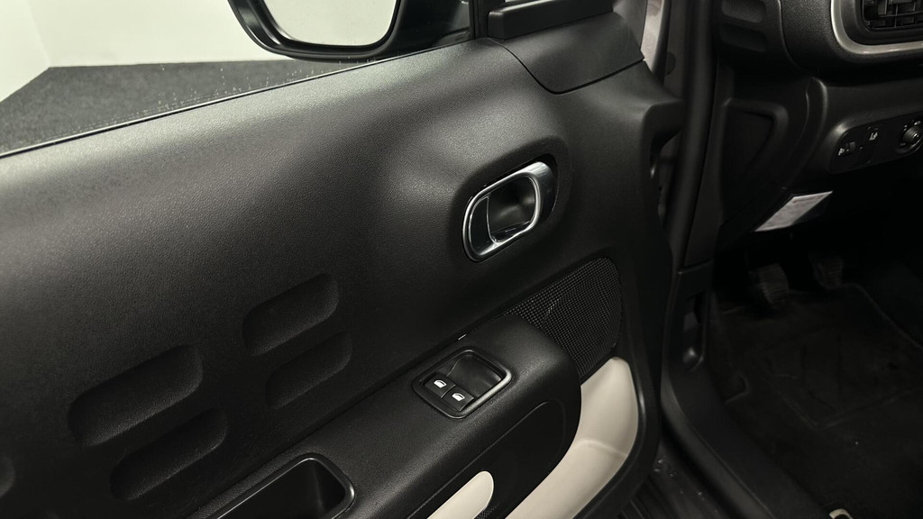 Citroën C3 (H299LZ) met abonnement