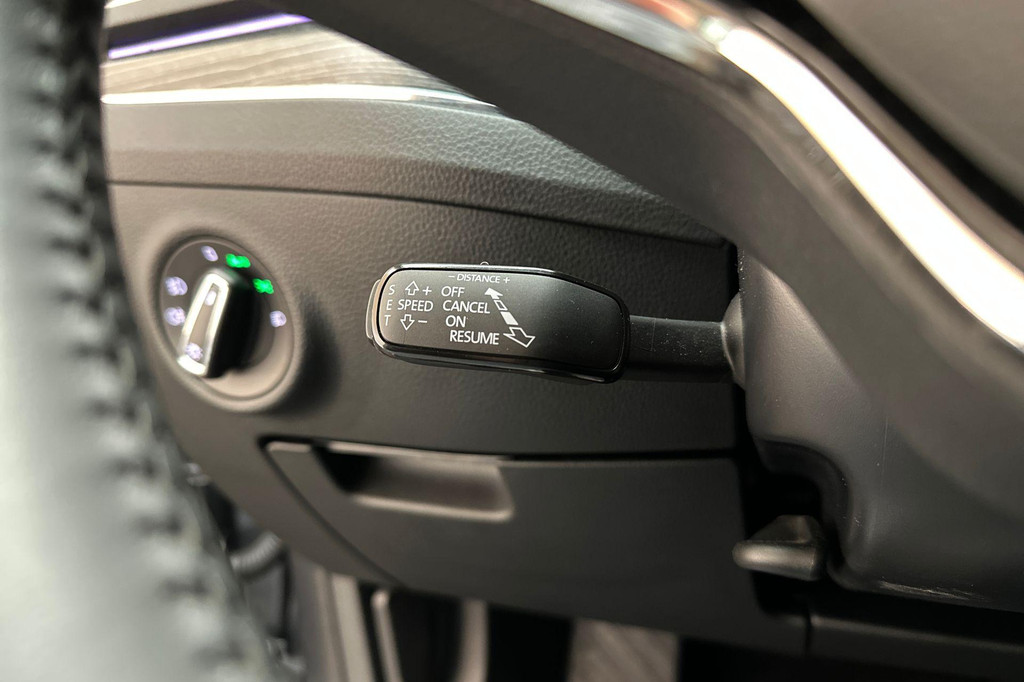 ŠKODA Superb (P780KB) met abonnement