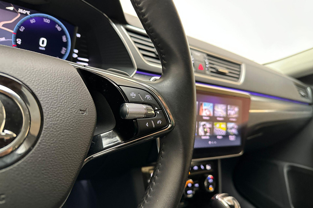 ŠKODA Superb (P780KB) met abonnement