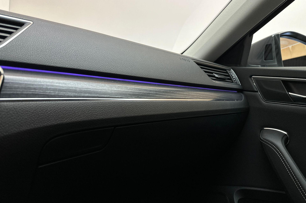 ŠKODA Superb (P780KB) met abonnement