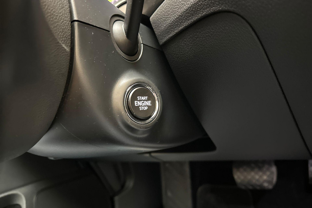 ŠKODA Superb (P780KB) met abonnement