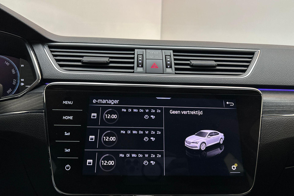ŠKODA Superb (P780KB) met abonnement