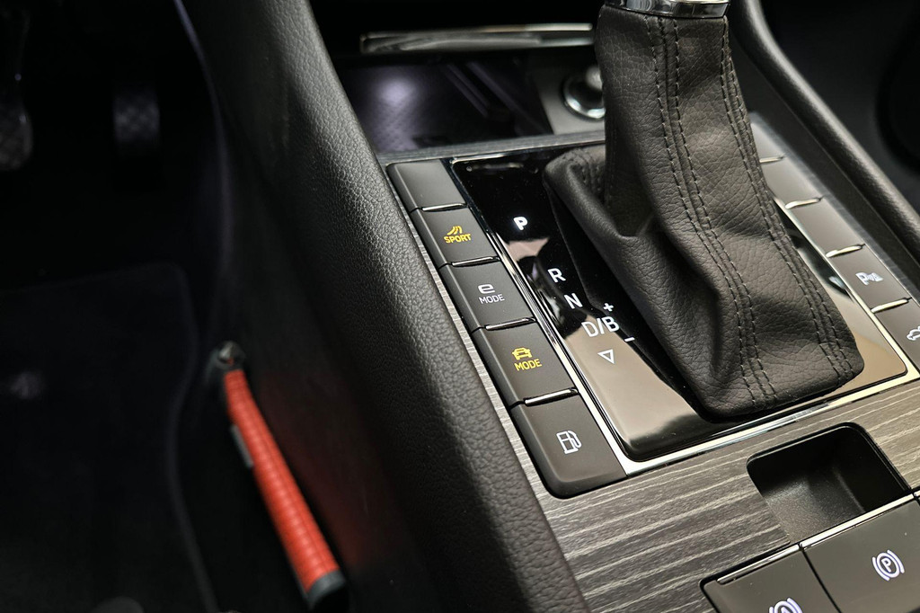 ŠKODA Superb (P780KB) met abonnement