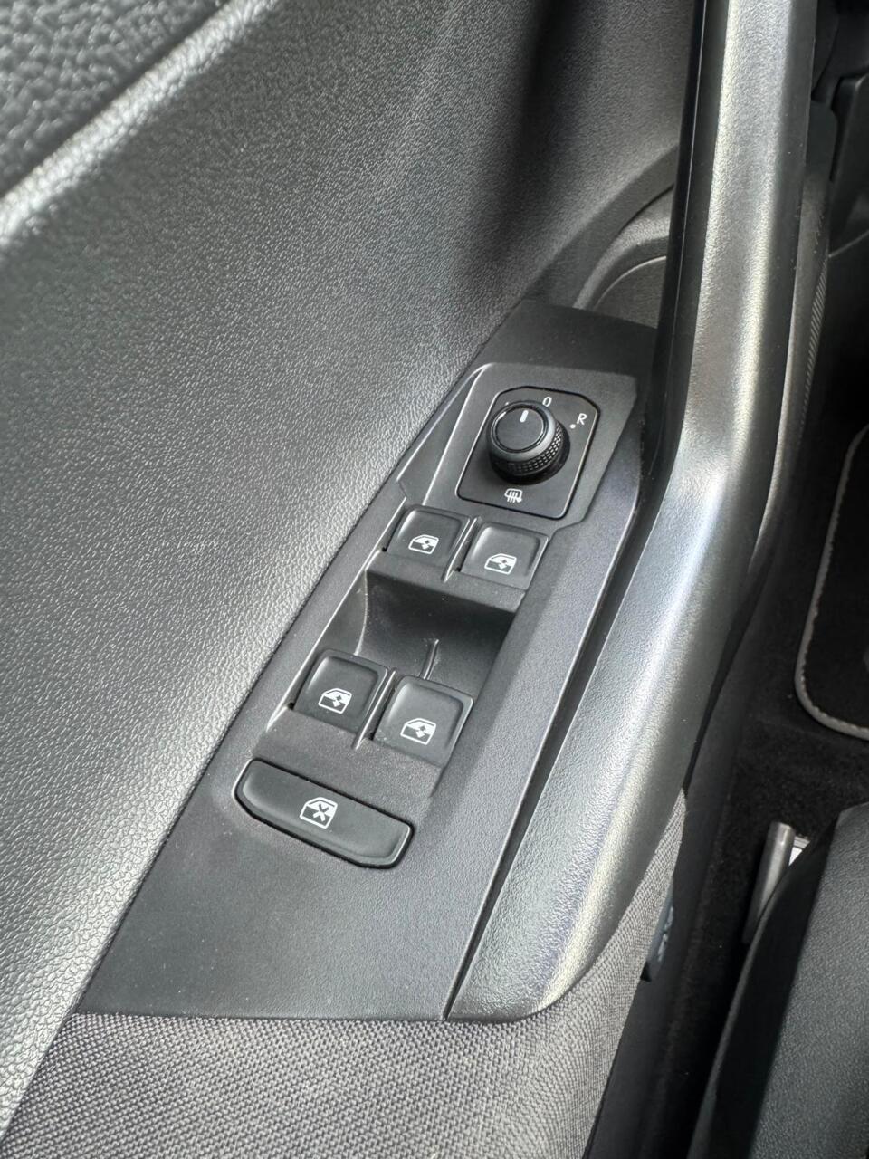 Volkswagen Taigo (T868DK) met abonnement