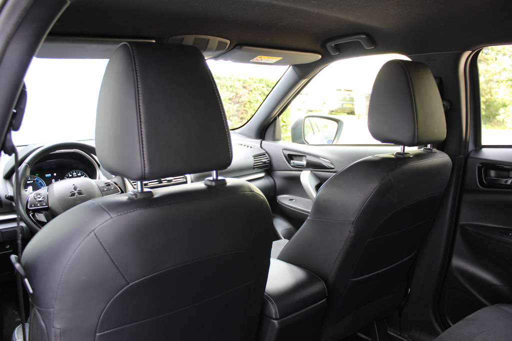 Mitsubishi Eclipse Cross (P923RK) met abonnement