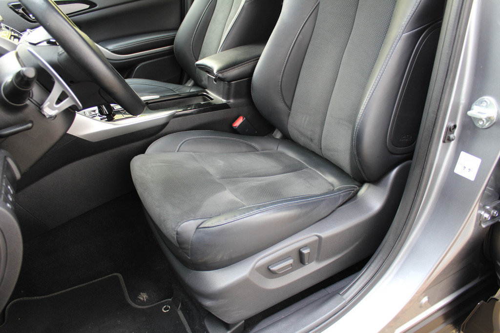 Mitsubishi Eclipse Cross (P923RK) met abonnement