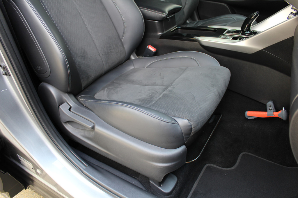 Mitsubishi Eclipse Cross (P923RK) met abonnement