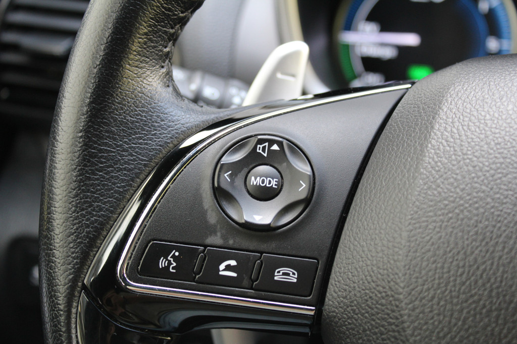 Mitsubishi Eclipse Cross (P923RK) met abonnement