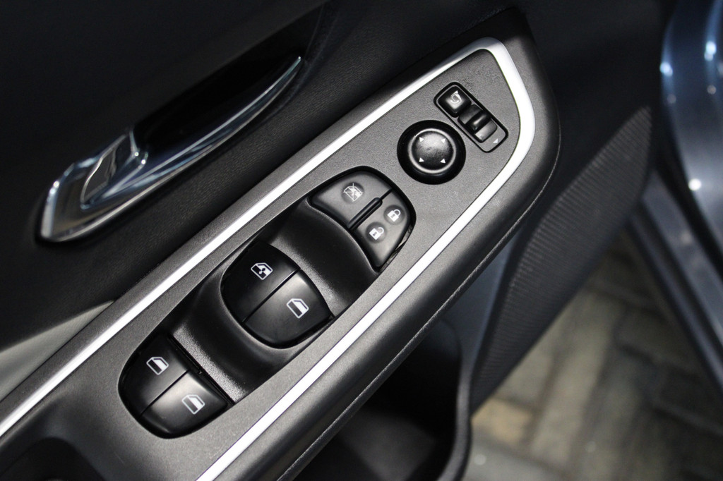 Nissan Micra (S349LN) met abonnement