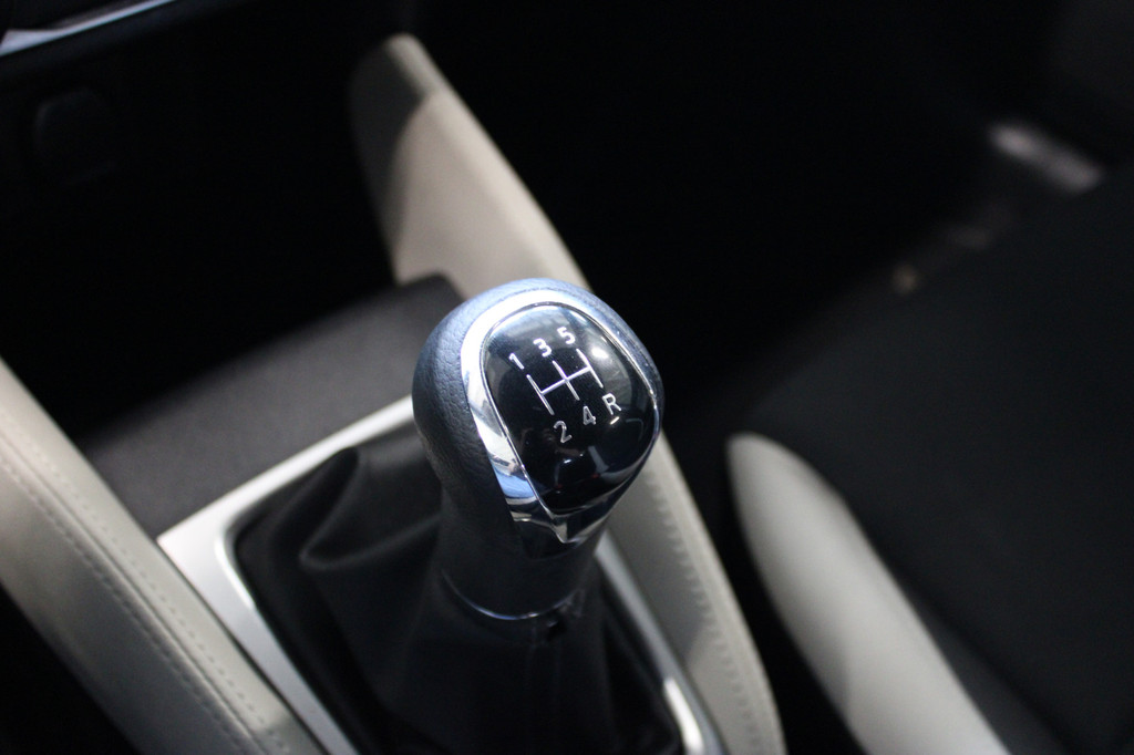 Nissan Micra (S349LN) met abonnement