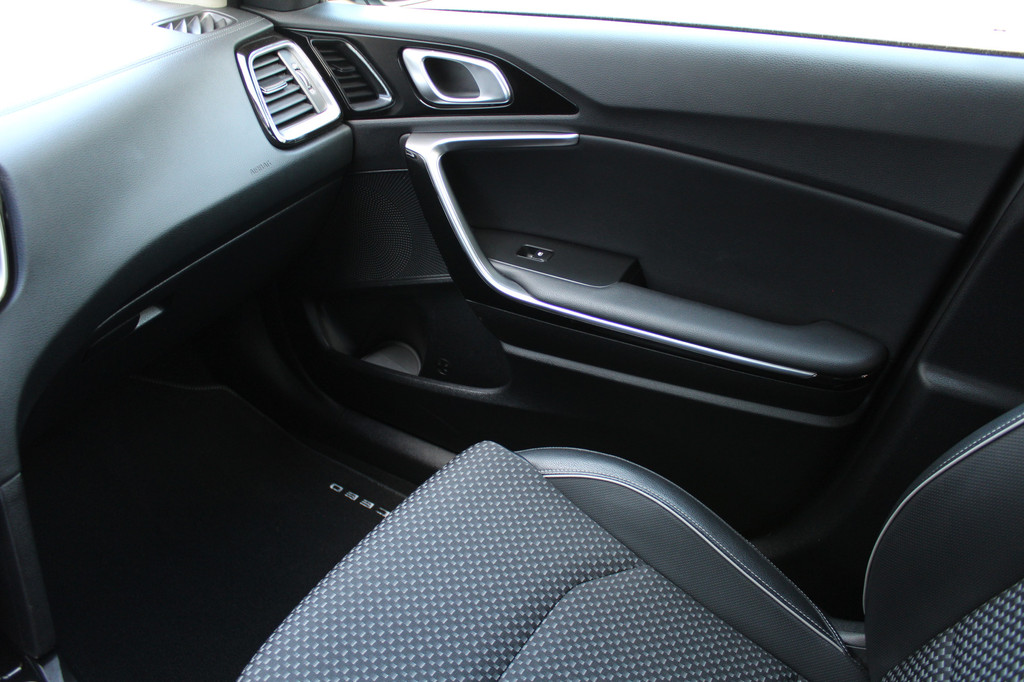 Kia XCeed (L421JF) met abonnement