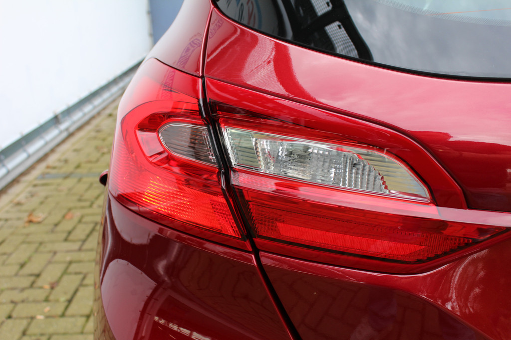 Ford Fiesta (L080DL) met abonnement