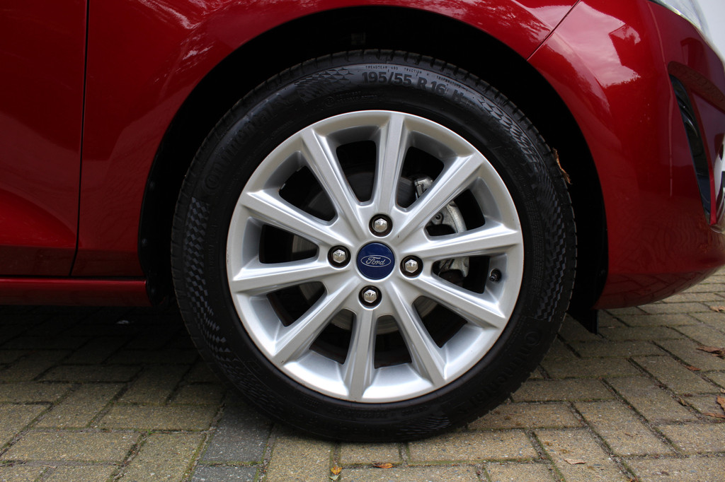 Ford Fiesta (L080DL) met abonnement