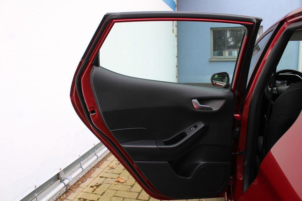 Ford Fiesta (L080DL) met abonnement