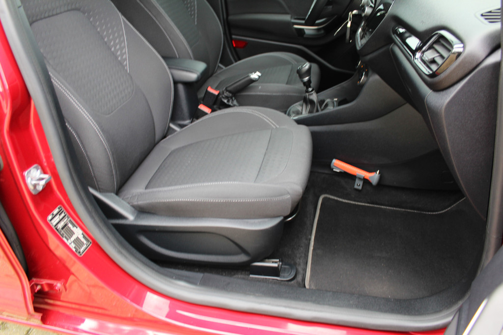 Ford Fiesta (L080DL) met abonnement