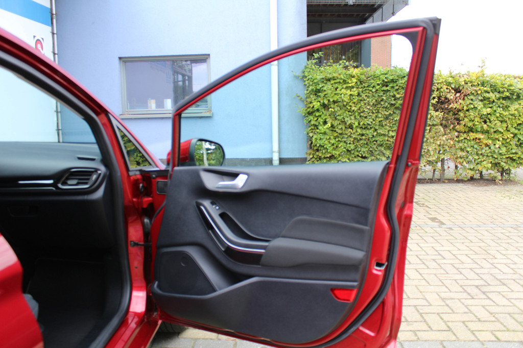 Ford Fiesta (L080DL) met abonnement