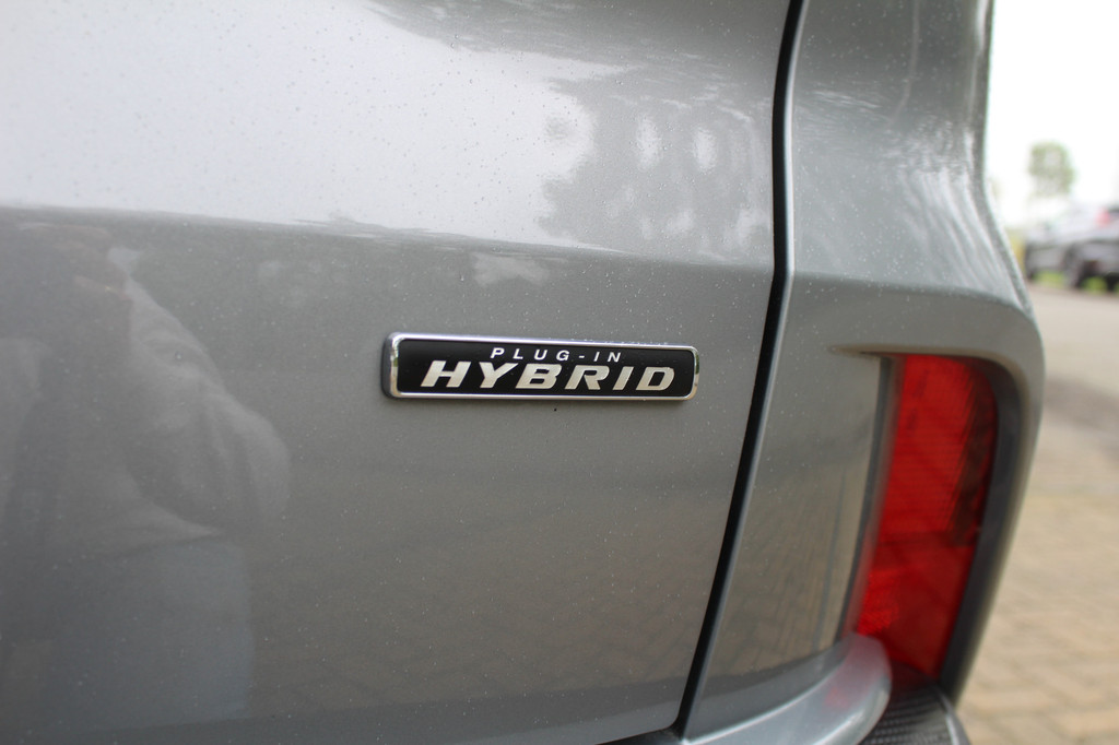 Ford Kuga (L321JB) met abonnement