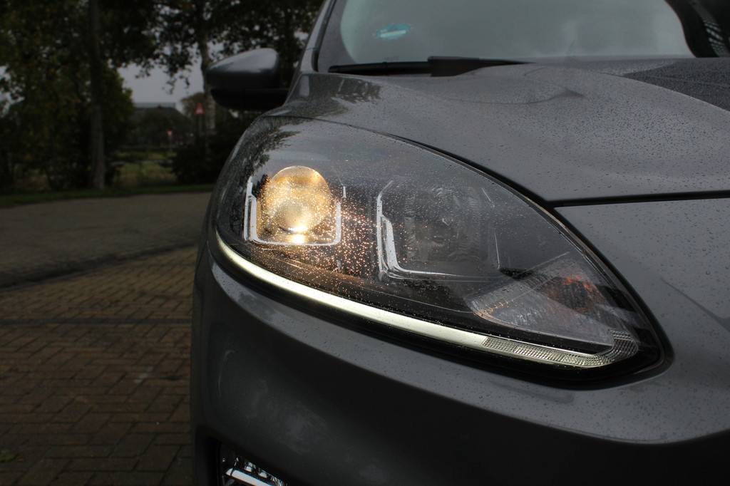 Ford Kuga (L321JB) met abonnement