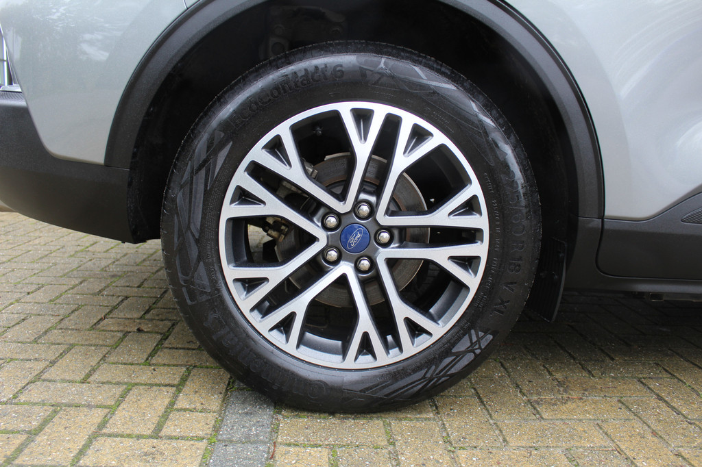 Ford Kuga (L321JB) met abonnement