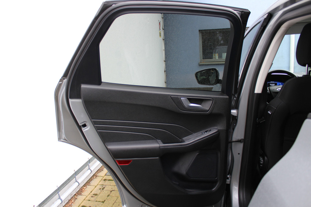 Ford Kuga (L321JB) met abonnement