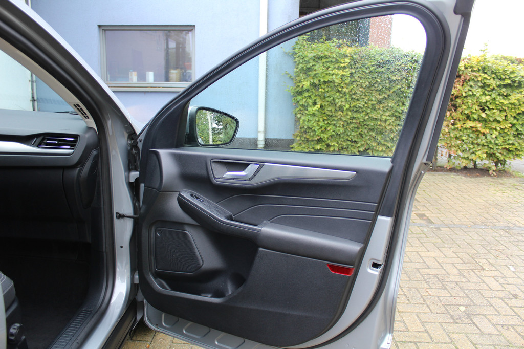 Ford Kuga (L321JB) met abonnement