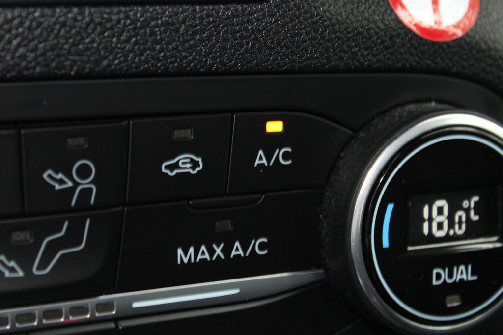 Ford Kuga (L321JB) met abonnement