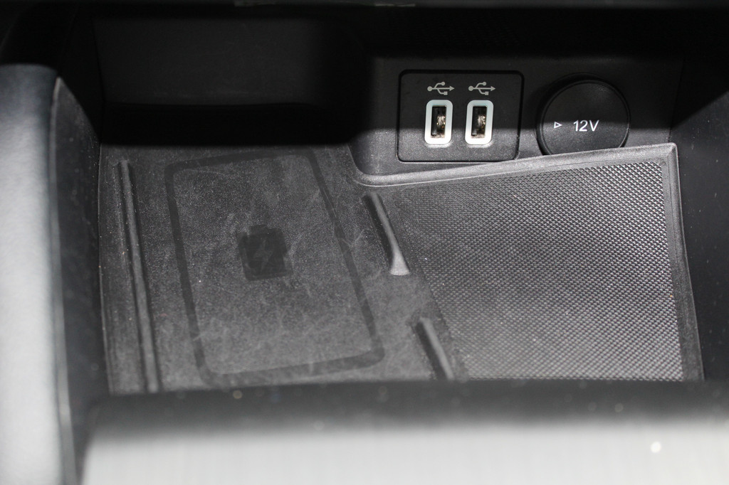 Ford Kuga (L321JB) met abonnement