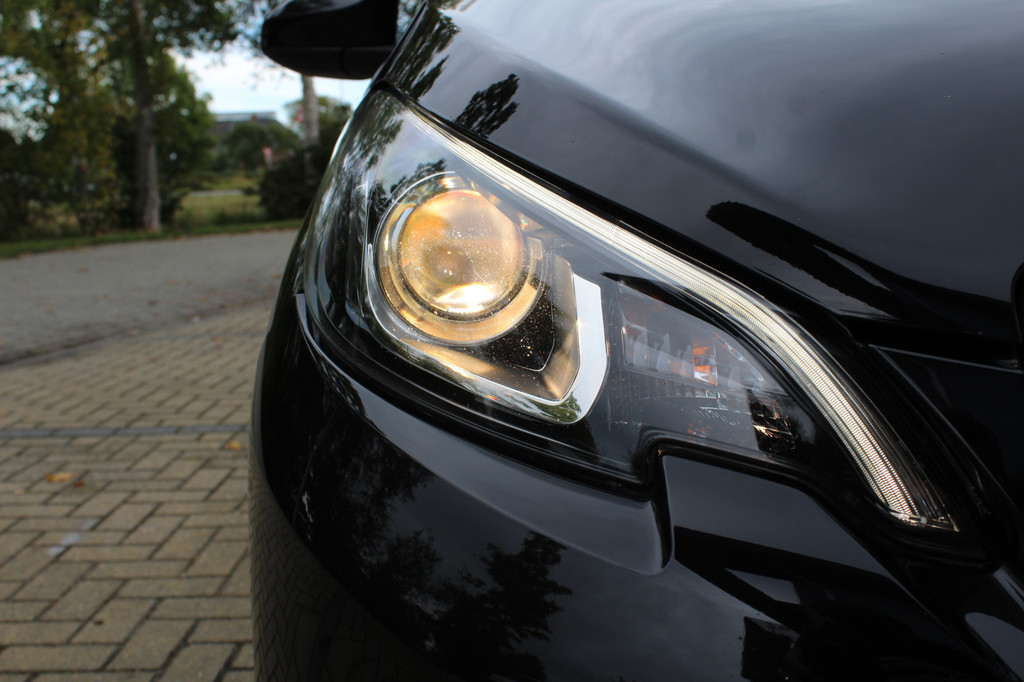 Peugeot 108 (H194RN) met abonnement