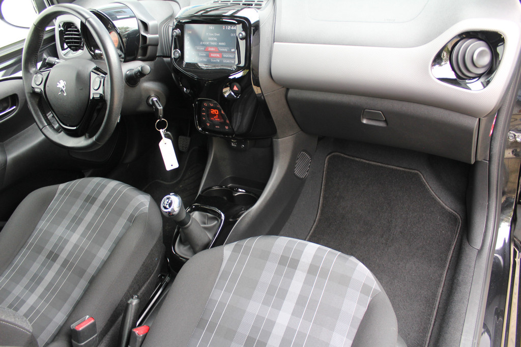 Peugeot 108 (H194RN) met abonnement