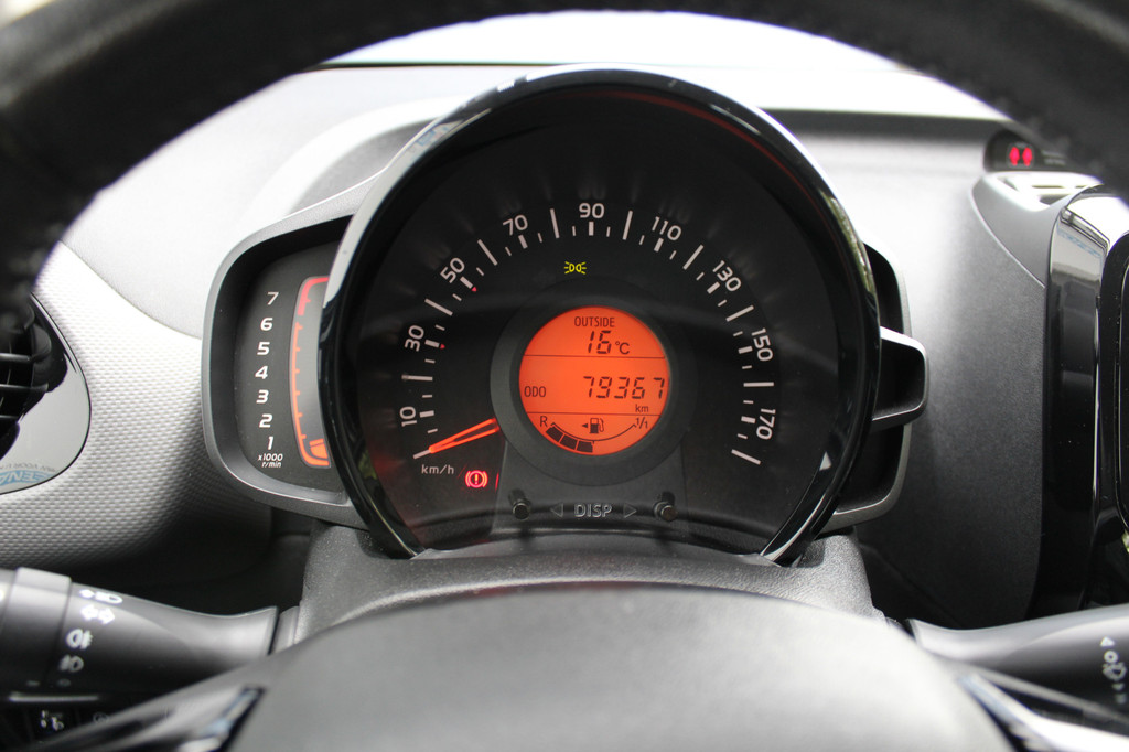 Peugeot 108 (H194RN) met abonnement