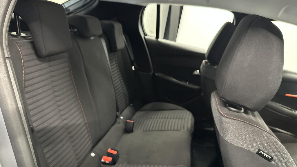 Peugeot 208 (S896ZF) met abonnement