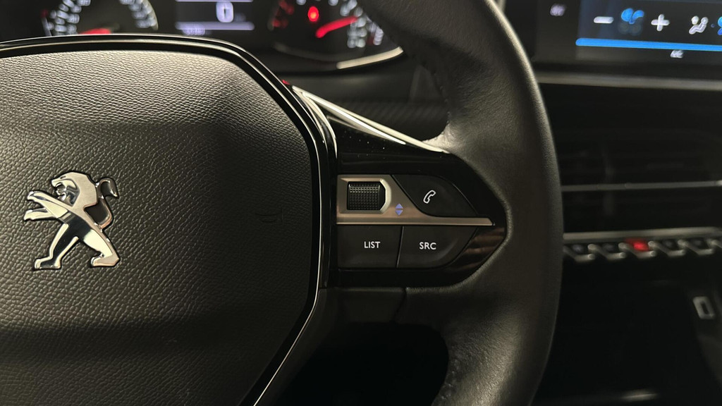 Peugeot 208 (S896ZF) met abonnement