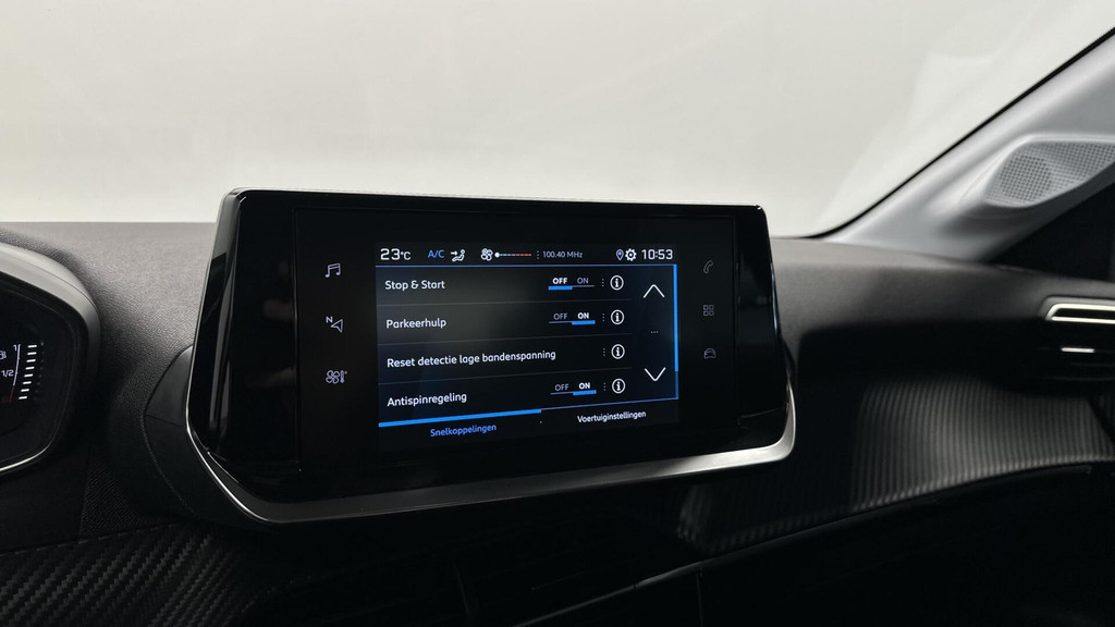 Peugeot 208 (S896ZF) met abonnement