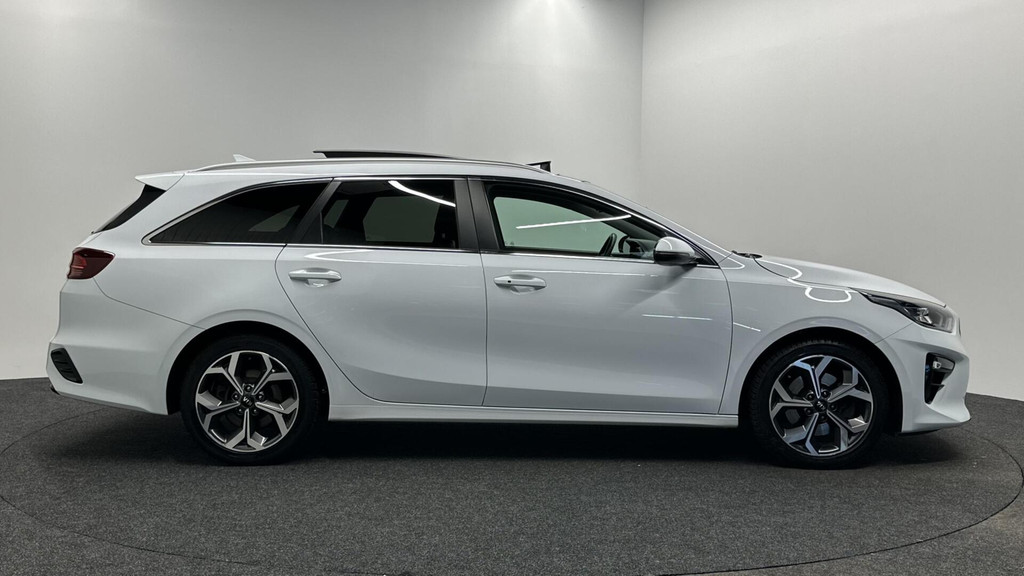 Kia Ceed Sportswagon (L824VF) met abonnement