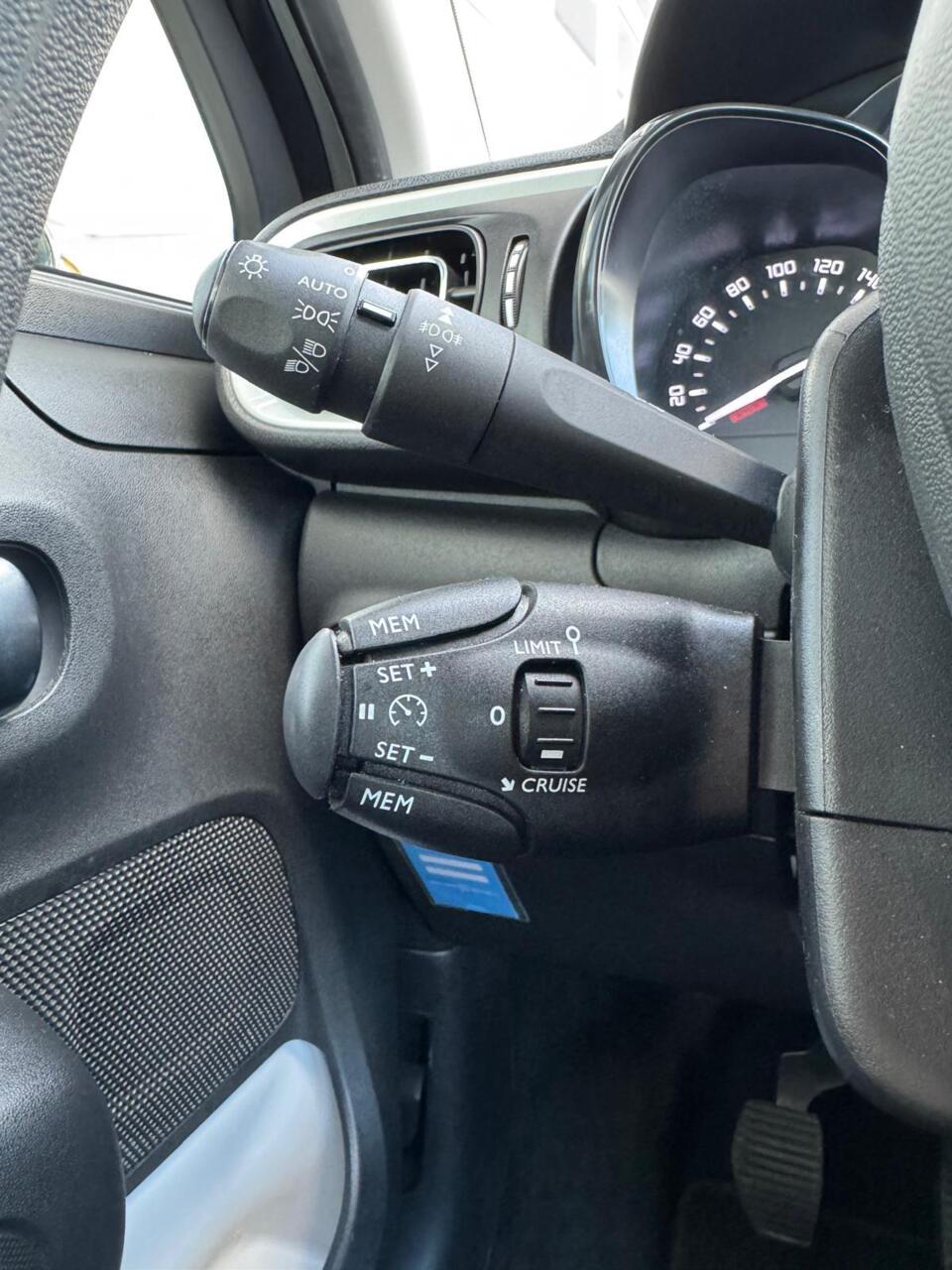 Citroën C3 (T393PG) met abonnement