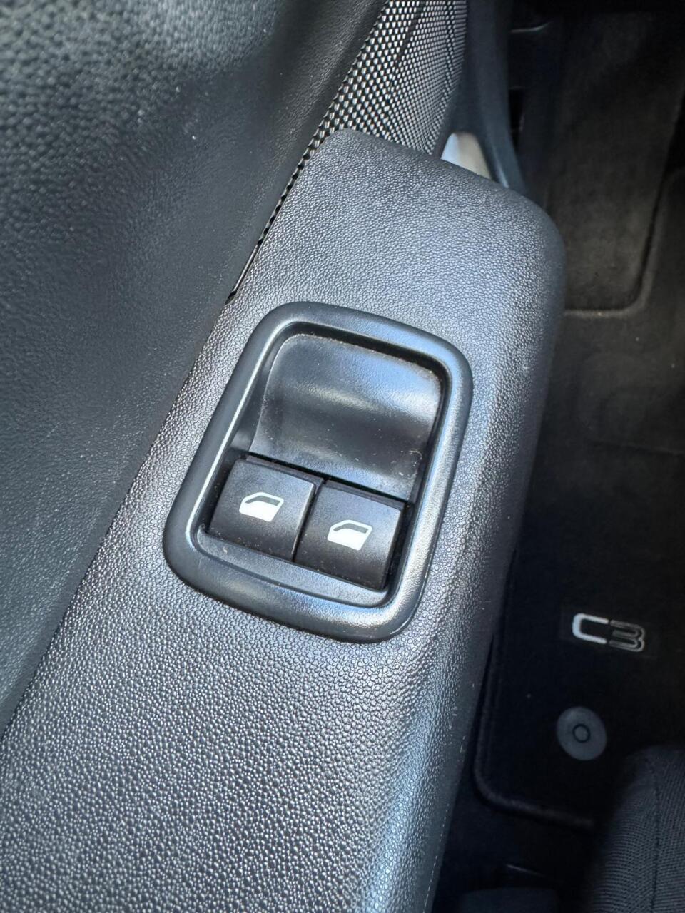 Citroën C3 (T393PG) met abonnement