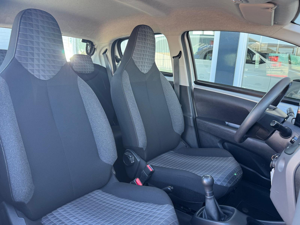 Peugeot 108 (L834NF) met abonnement