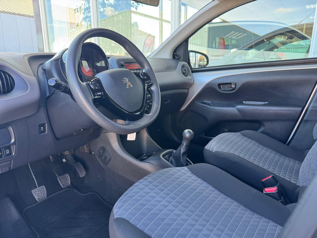 Peugeot 108 (L834NF) met abonnement