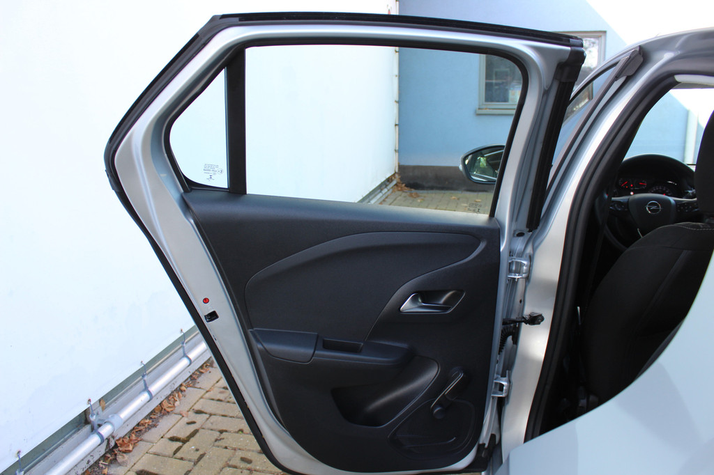 Opel Corsa (P379SN) met abonnement