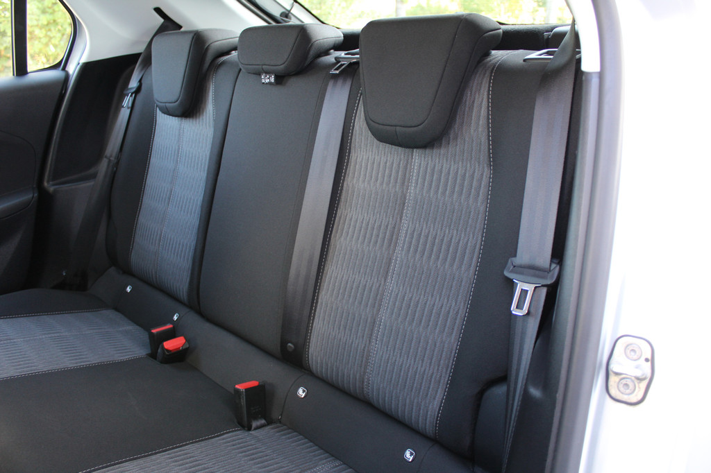 Opel Corsa (P379SN) met abonnement