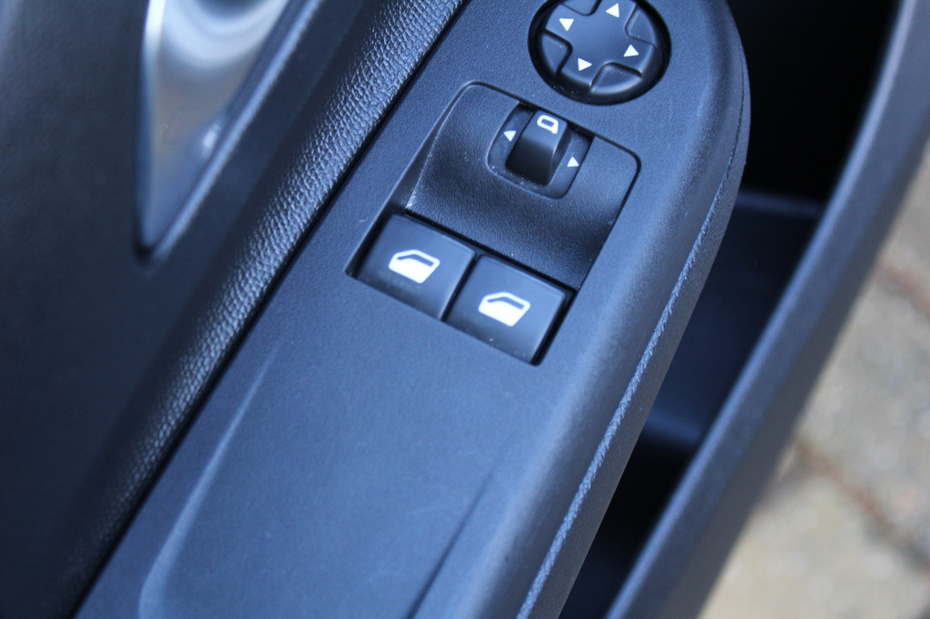 Opel Corsa (P379SN) met abonnement