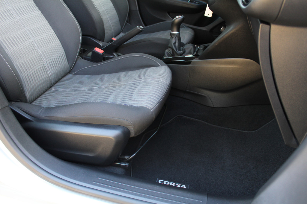 Opel Corsa (P379SN) met abonnement