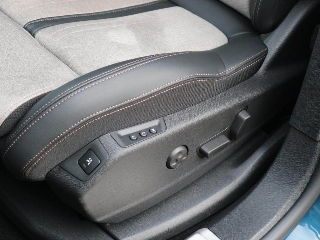 Peugeot 3008 (JFD19K) met abonnement