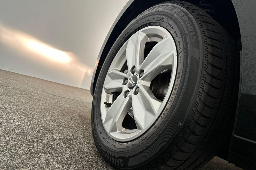 Audi A1 (R882GK) met abonnement