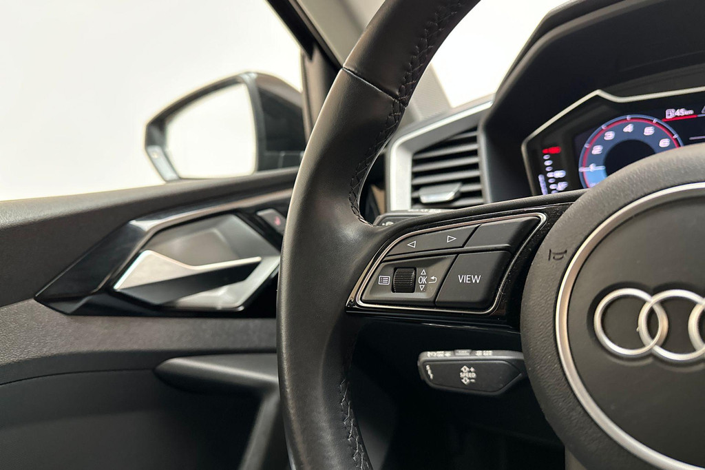 Audi A1 (R882GK) met abonnement