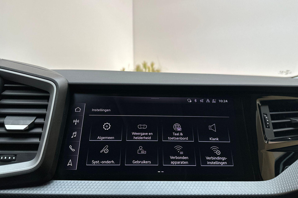 Audi A1 (R882GK) met abonnement