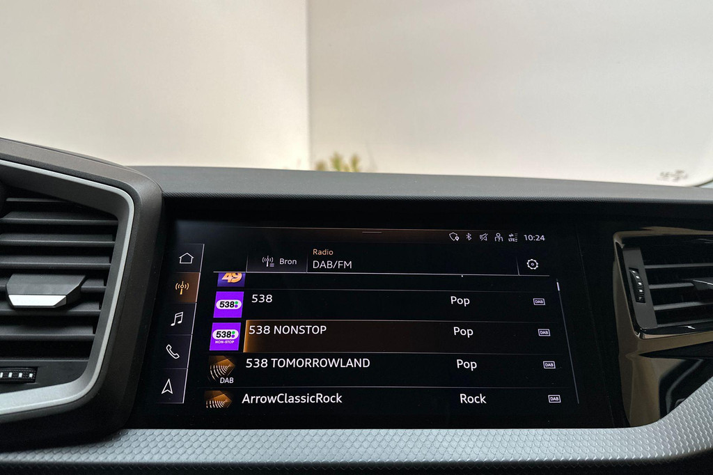 Audi A1 (R882GK) met abonnement